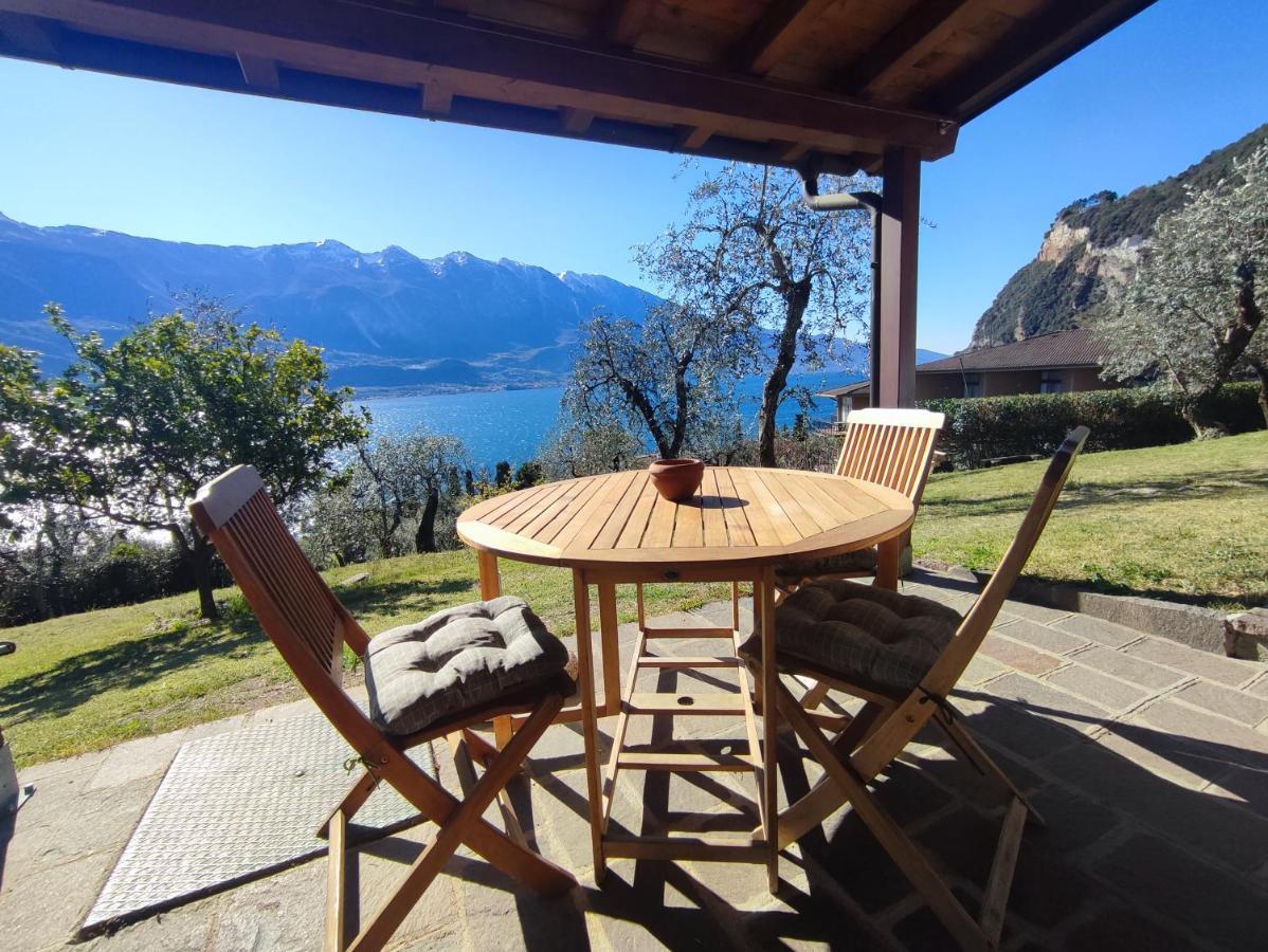 Appartamenti Helios Limone sul Garda Exterior foto
